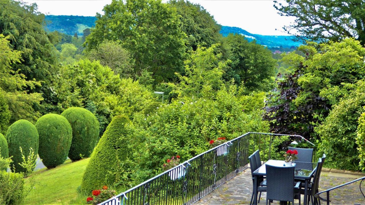 Ranmore Rise Retreat In The Surrey Hills ドーキング エクステリア 写真
